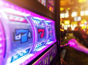 Dicas e Estratégias para Ganhar em Slots Online